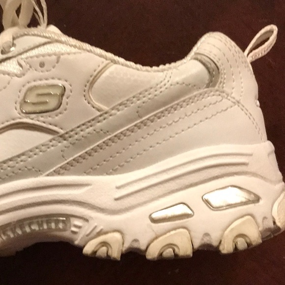 Skechers White D’Lites size 7 - Picture 10 of 16